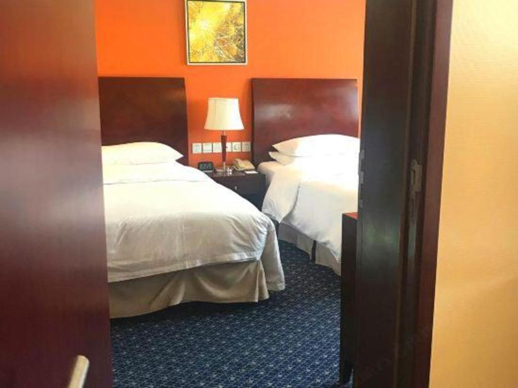 Argyle International Airport Hotel