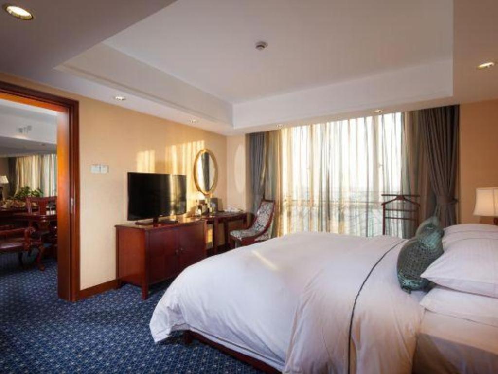 Hotel Argyle International Airport 4*